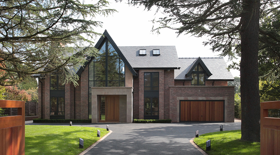 Premium detached property in Hale, Cheshire with gated driveway, ideal for MCR EXEC chauffeur drop-off and collection